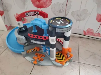 Garage petites voitures Klein