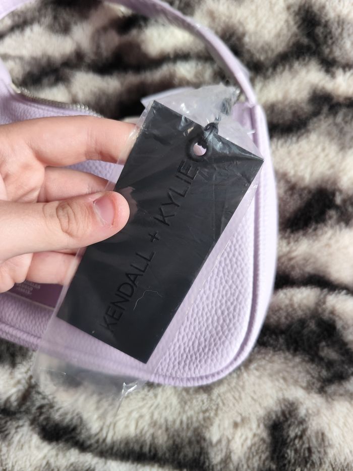 Sac à main mauve / lilas neuf Kendall + Kylie - photo numéro 6