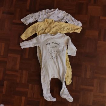Lot 3 pyjamas légers Kiabi 12 mois