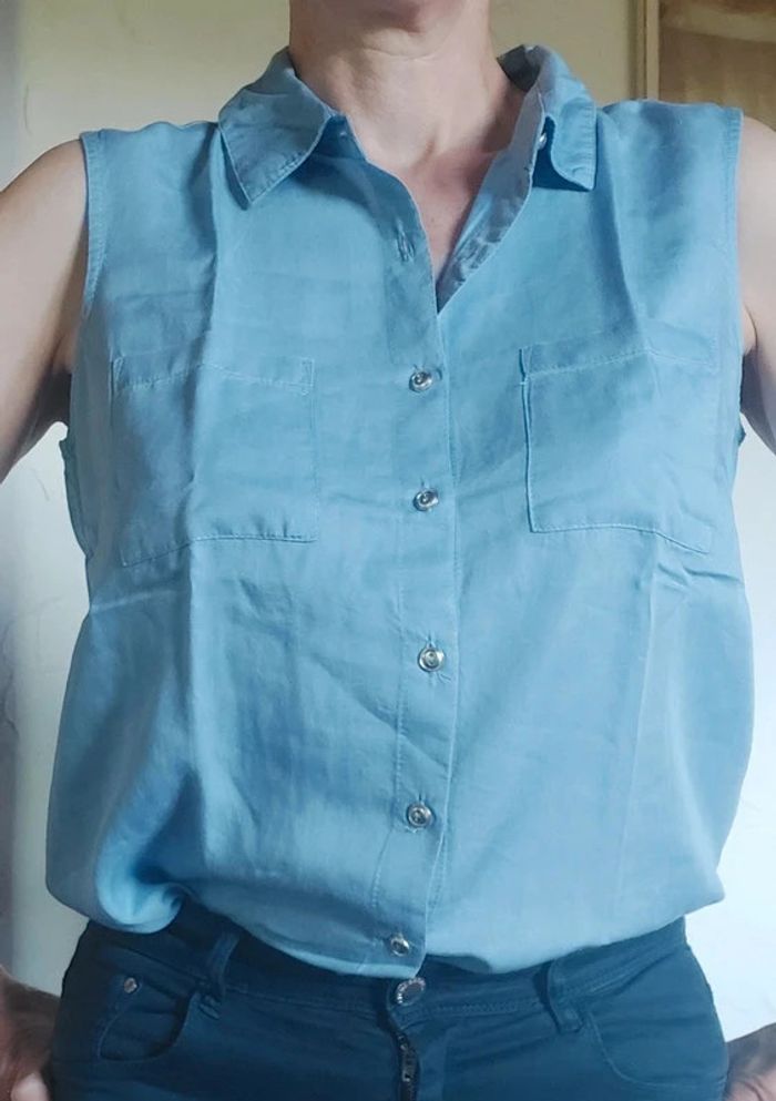 Chemise sans manche