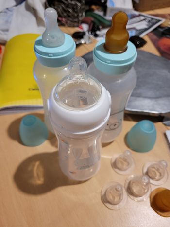 Biberons+ tétines