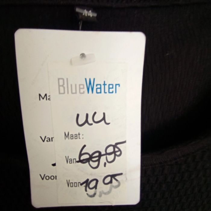 Robe noire taille 44 - photo numéro 2