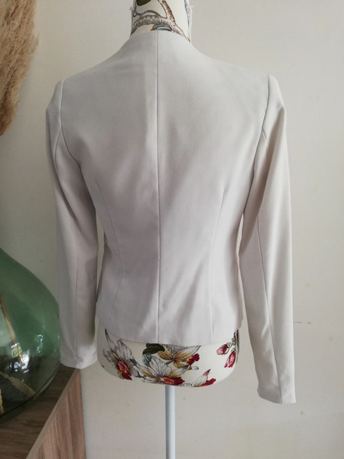 Blazer blanc Kiabi T36 - photo numéro 5
