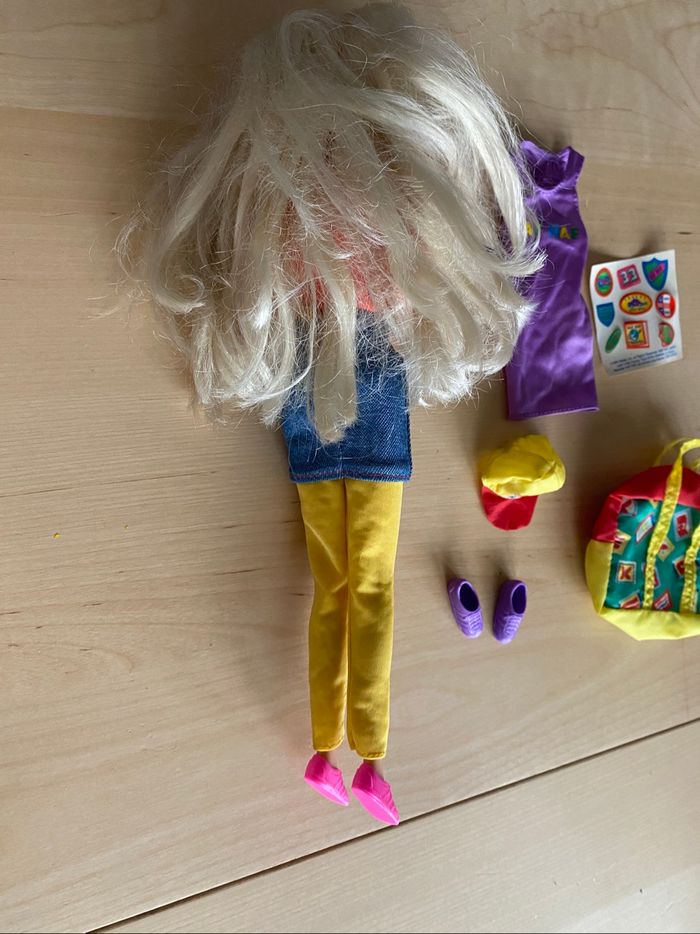 Poupee Barbie Mattel nafnaf 1993 naf naf - photo numéro 9