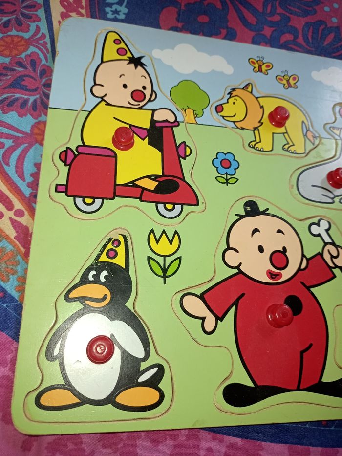 Puzzle en bois de bumba et ses amies - photo numéro 2