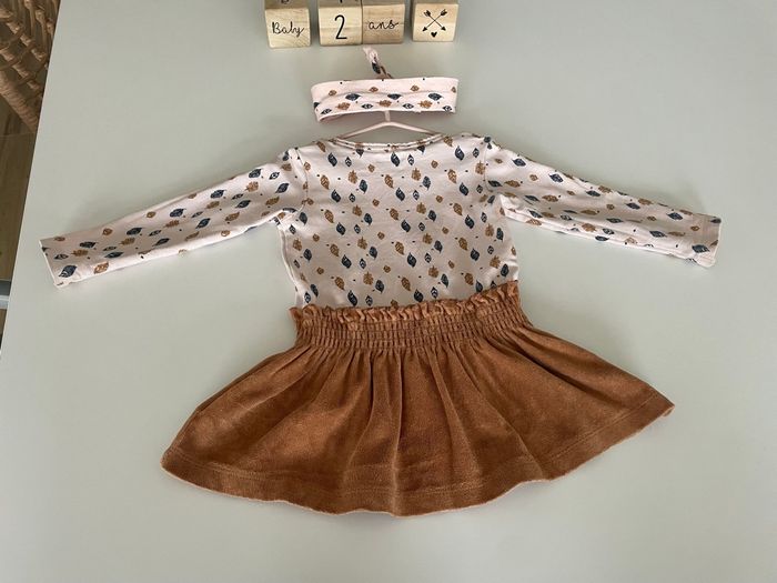 Ensemble robe + bandeau + collants 24 mois - photo numéro 3