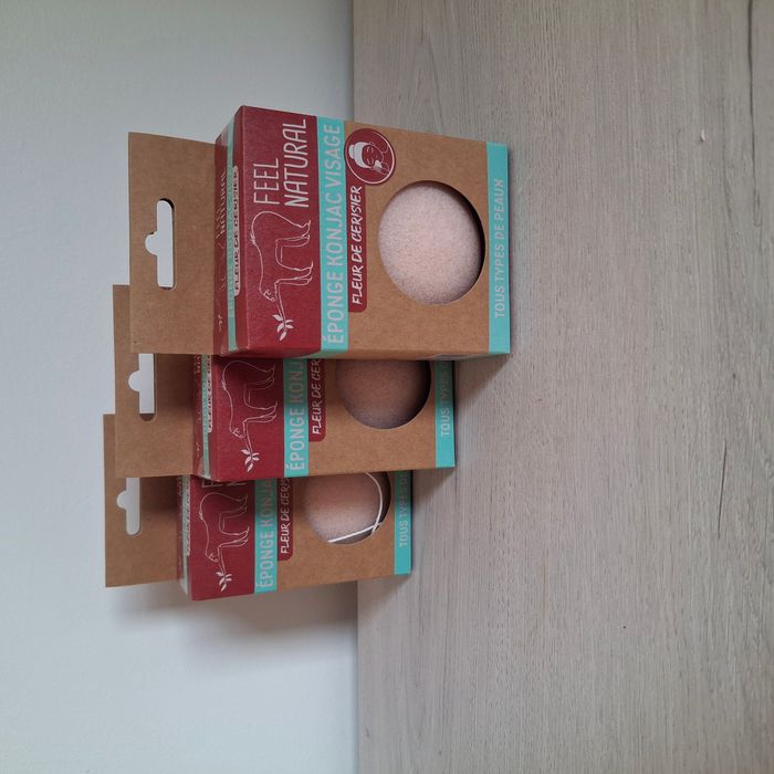Lot de 3 éponge Konjac visage à la fleur de cerisier - 100% naturelle - Feel Natural