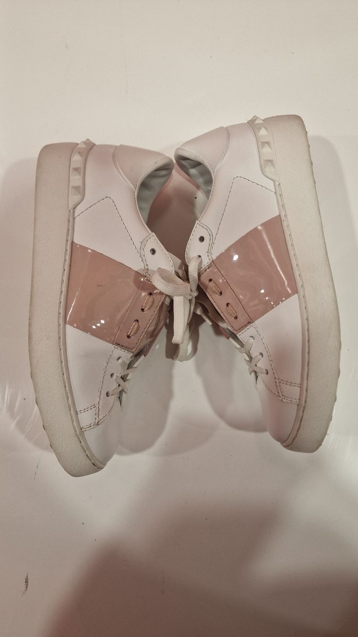 Basket valentino tres bonne état - photo numéro 9