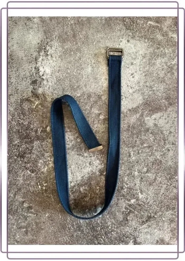 Ceinture bleu marine homme Men's navy blue belt Cintura blu navy da uomo Marineblauer Herrengürtel - photo numéro 2