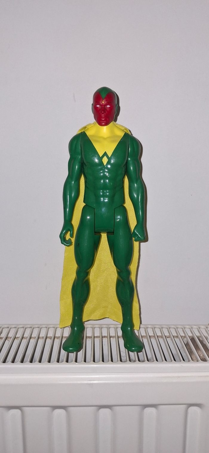 Figurine Vision des Avengers 30 cm