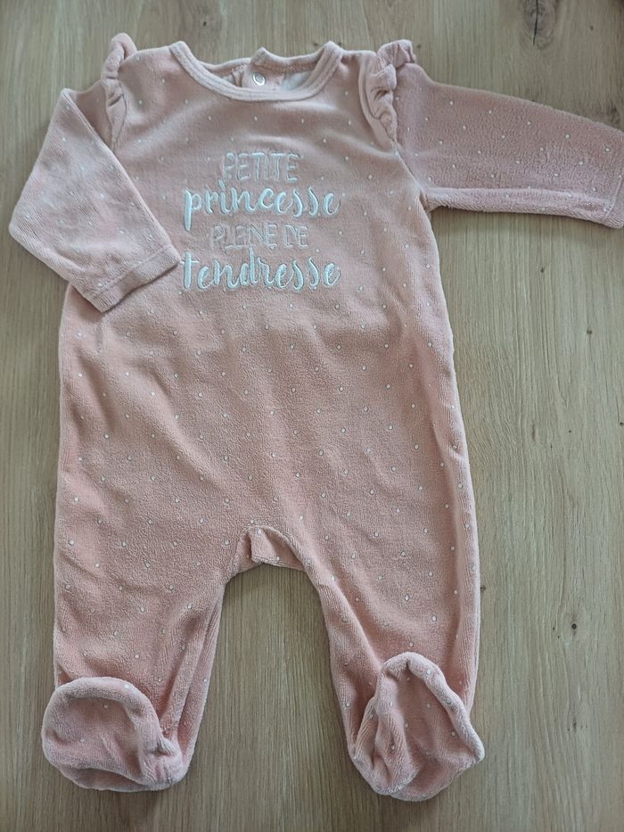 Pyjama - photo numéro 5
