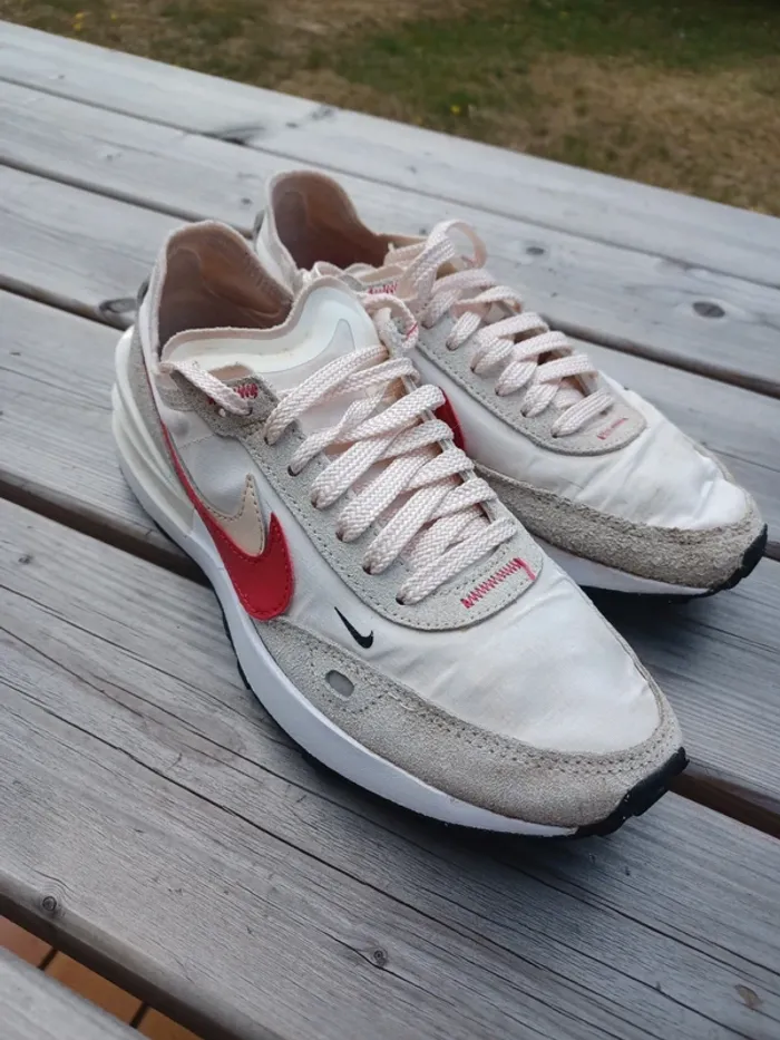 Nike waffle one