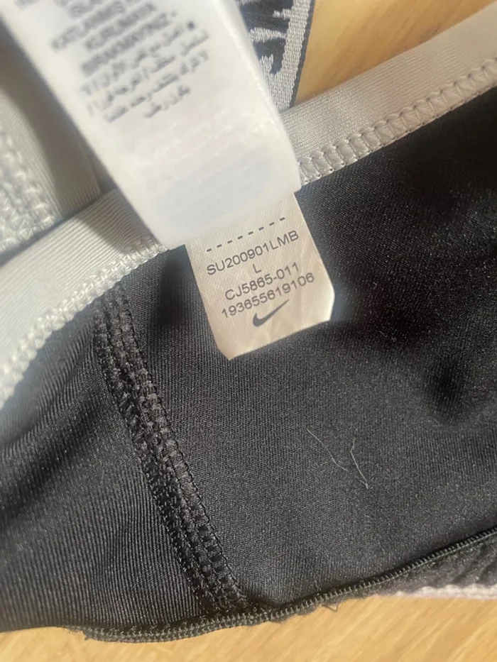 Brassière de sport Nike - photo numéro 3
