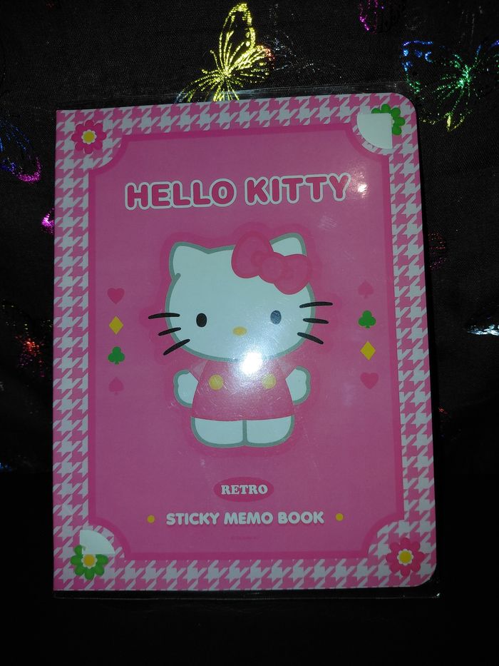 Carnet Bloc note collante Hello Kitty