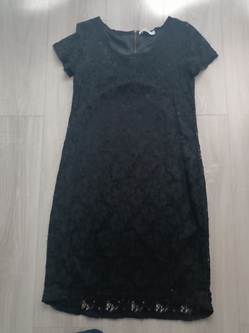 Robe manches courtes dentelle