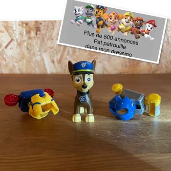 Idée cadeau 🎁 Figurine Chase Action Pack avec 2 uniformes à clipser de la Pat Patrouille