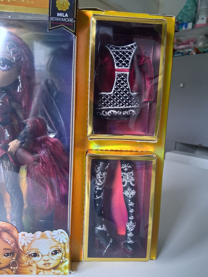 Poupée Rainbow high - photo numéro 3