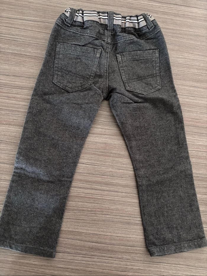 Pantalon gris foncé - photo numéro 2