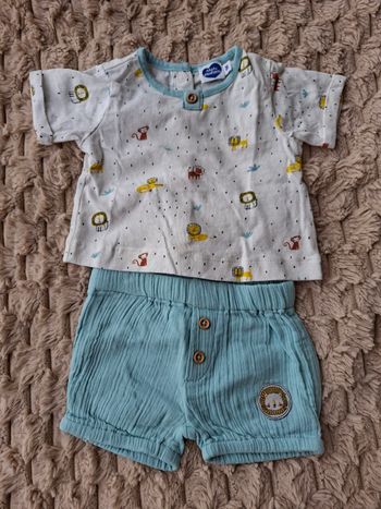 Ensemble 1 mois Neuf