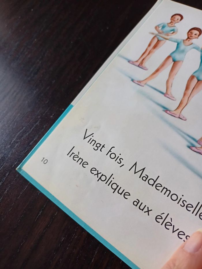 Livre Je commence à lire avec Martine petit rat de l'opéra - Casterman - photo numéro 2