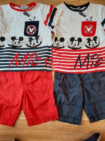 Lot de 2 t-shirts et shorts assortis