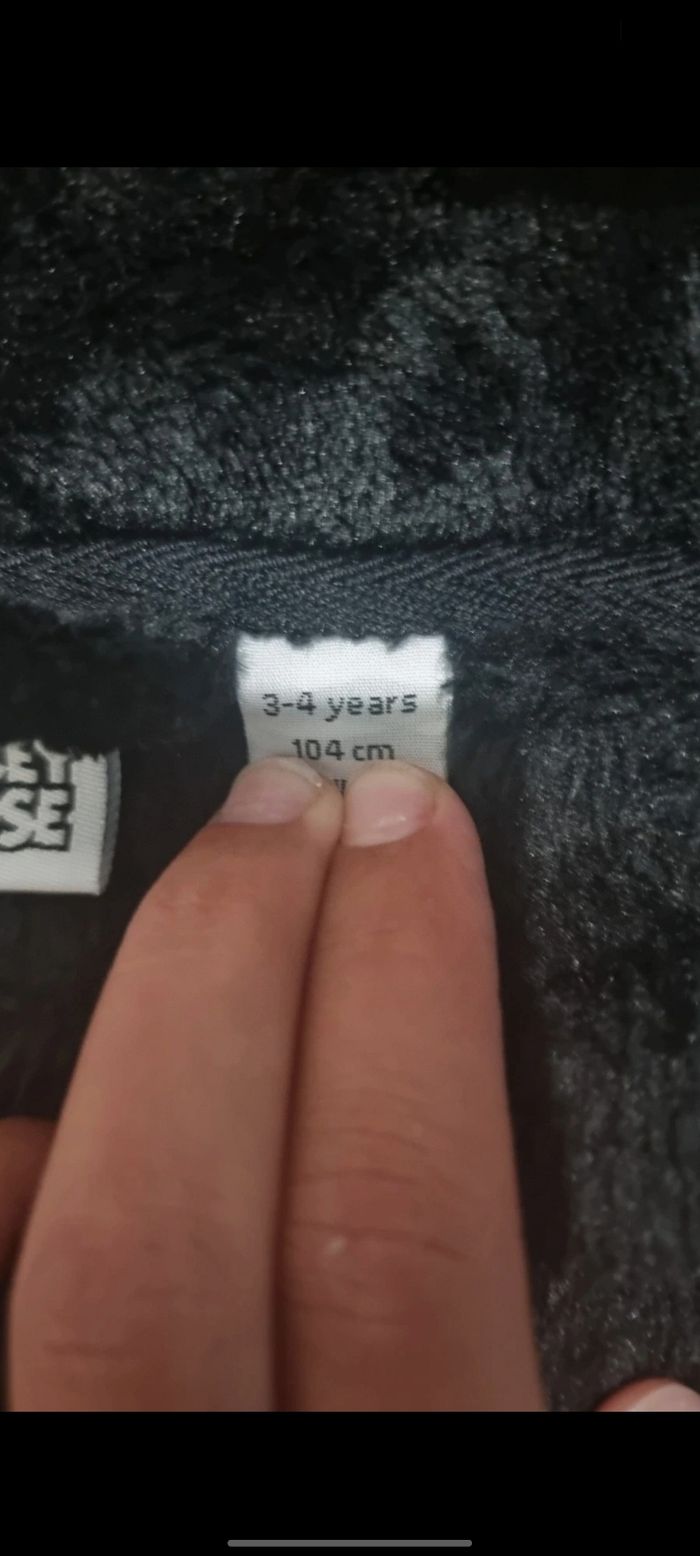 Combinaison pyjama mickey mouse taille 3-  4 ans - photo numéro 4