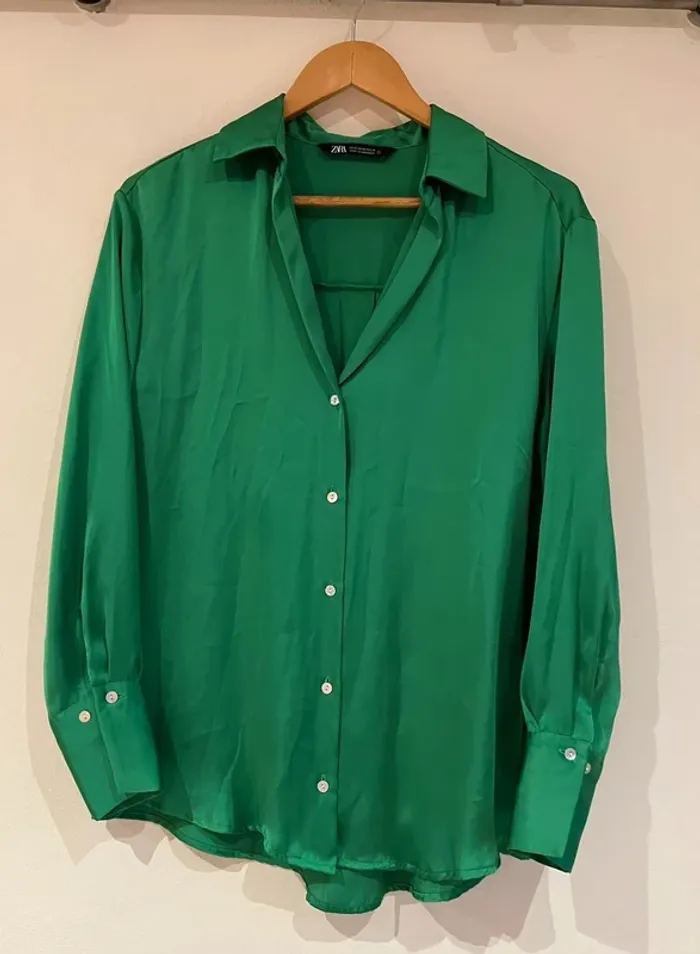 Chemise femme satinée Zara XS - Satin women shirt - Satinhemd Damen - Camicia raso donna - photo numéro 2