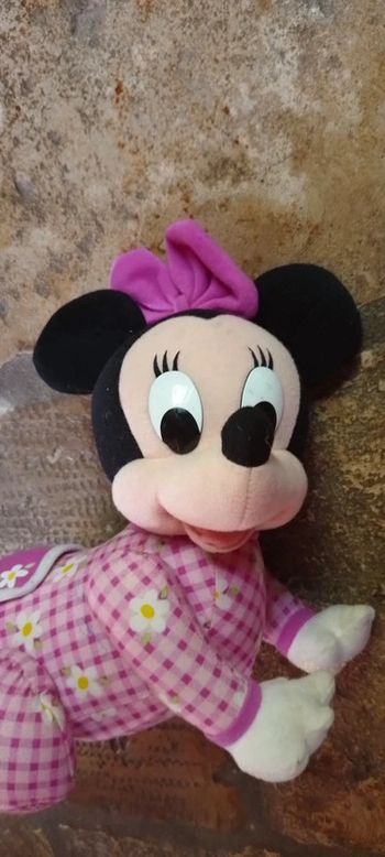 Poupée Minnie Disney