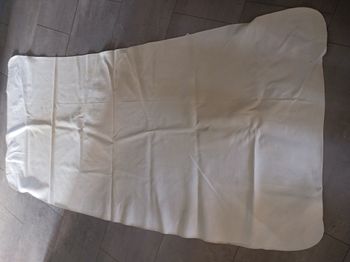aleze blanche 1 coté plastifié pour lit 1 pers