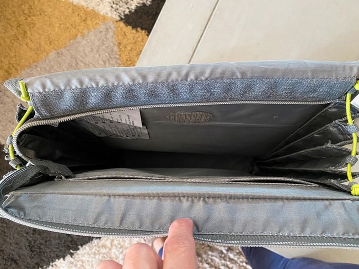 Sac bandouliere Ikea Family gris pour PC - photo numéro 3