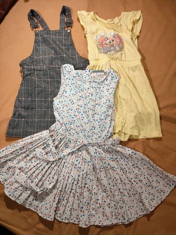 Lot robes 6 ans