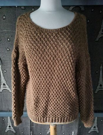 Pull ajouré avec pailleté taille 40-42