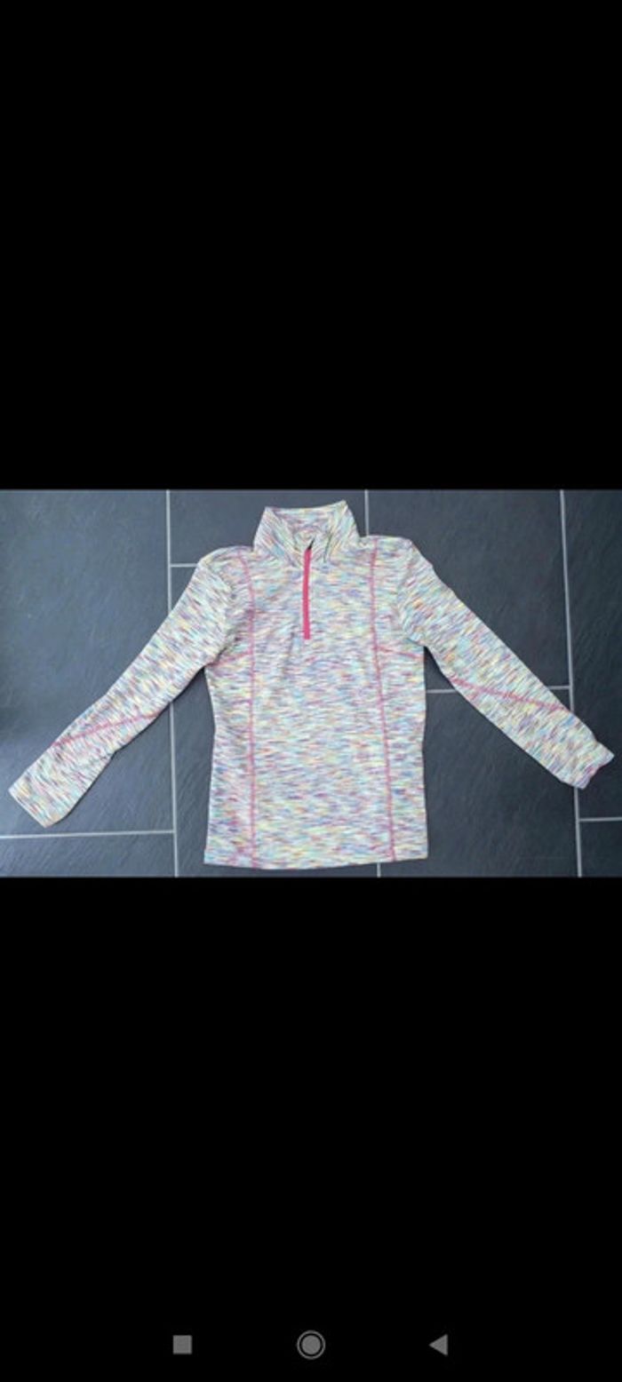 Joli haut chaud fille 8 ans (122-128 cm)