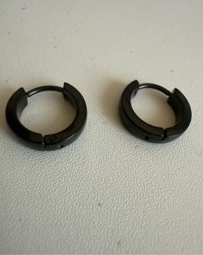 Boucles d’oreilles homme anneau noir en acier inoxydable ronde simple