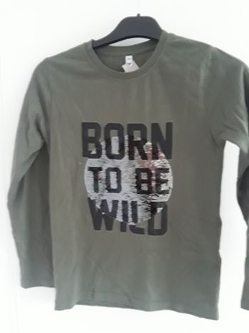 Tee shirt