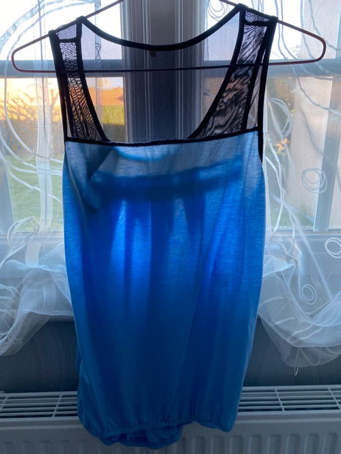 Haut bleu - photo numéro 2