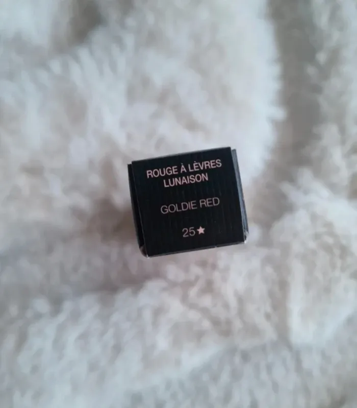 Rouge à lèvres Lunaison goldie red Gucci Beauty - photo numéro 15