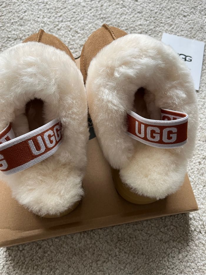 Mules fourrées UGG Funkette - Taille 37 - Neuves - photo numéro 4