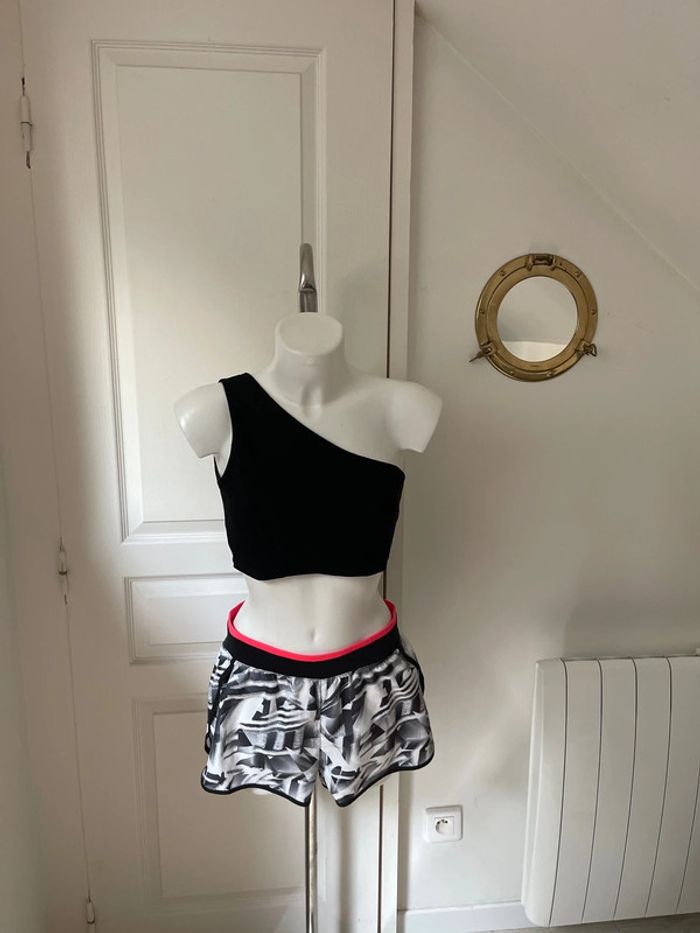 Short de sport - photo numéro 2