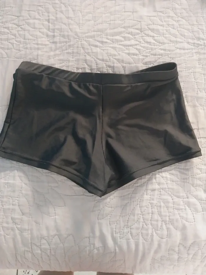 Short de bain T36 ' Lagon bleu ' - photo numéro 3