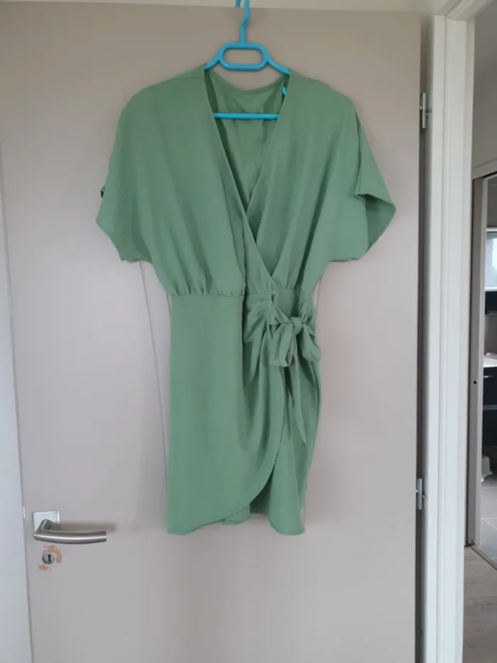 Robe vert d'eau - photo numéro 4
