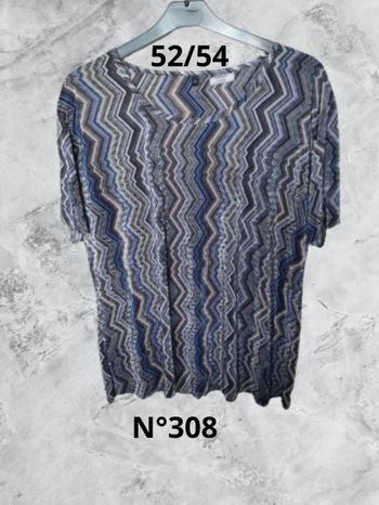 N°308 T-shirt multicolore T52/54. Léocardie.