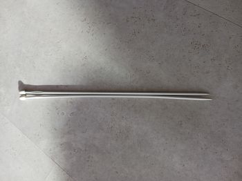 Aiguilles à tricoter n° 4 longueur 29.5 cm grise