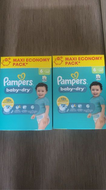 Couches Pampers baby-dry taille 6 (2cartons)