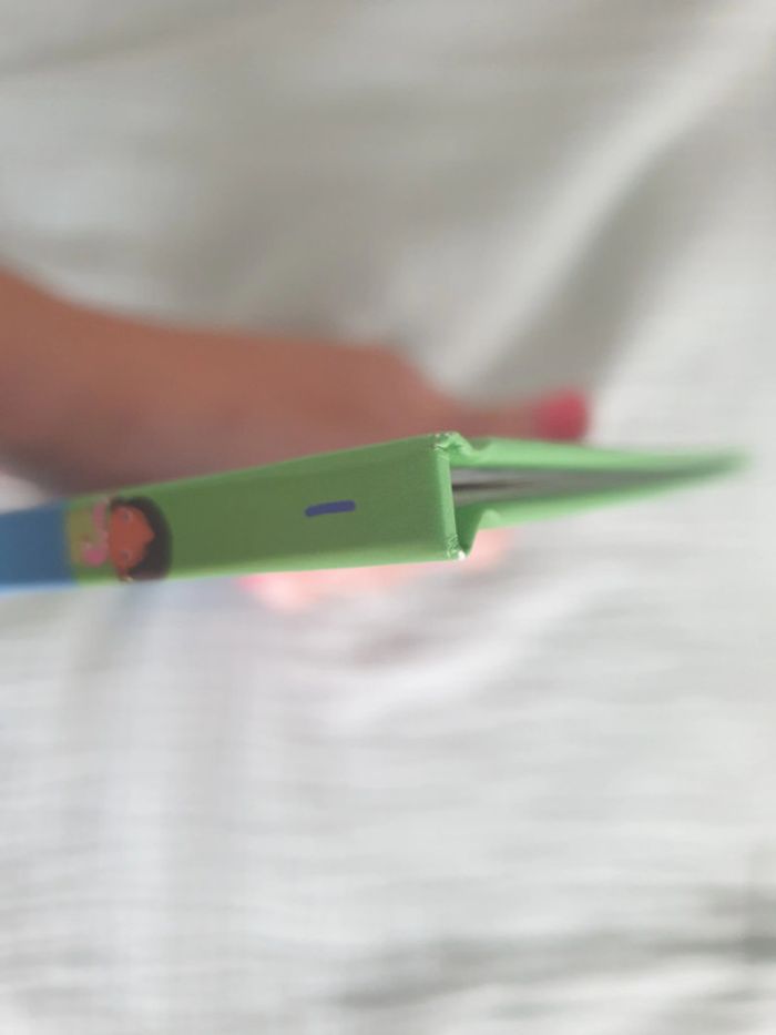 Livre Léna n'aime pas les soirées pyjama - Fleurus - photo numéro 4