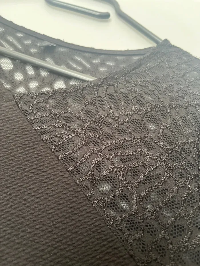 Robe noire 38 - photo numéro 2