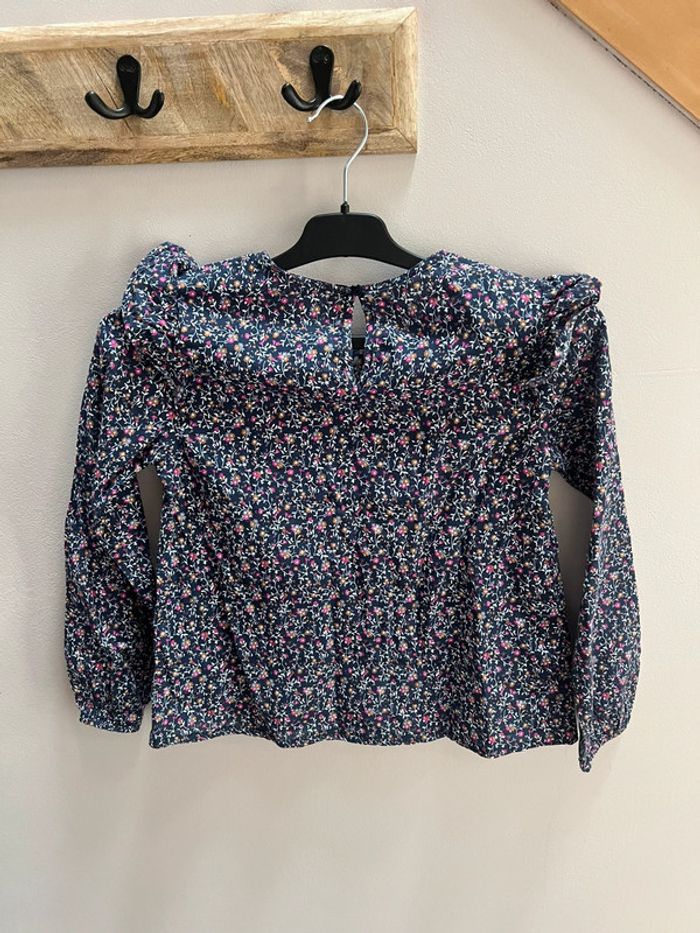 Jolie blouse marine fleurie 10 ans tape à l’œil - photo numéro 3