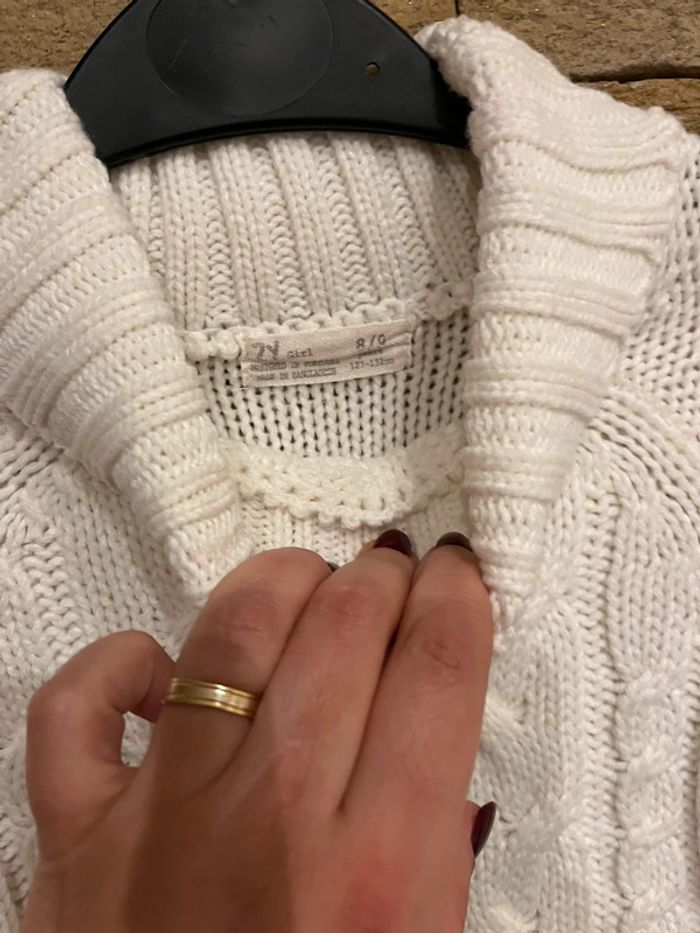 Joli pull blanc col roulé 8-9 ans - photo numéro 2