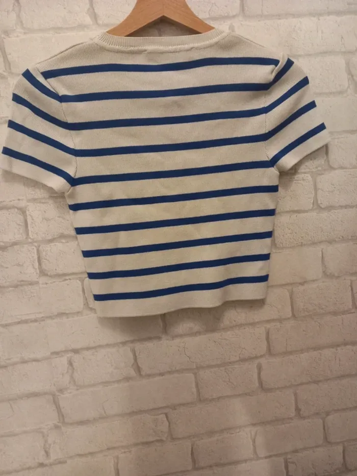 T-shirt crop top marinières Zara taille M très bon état - photo numéro 2