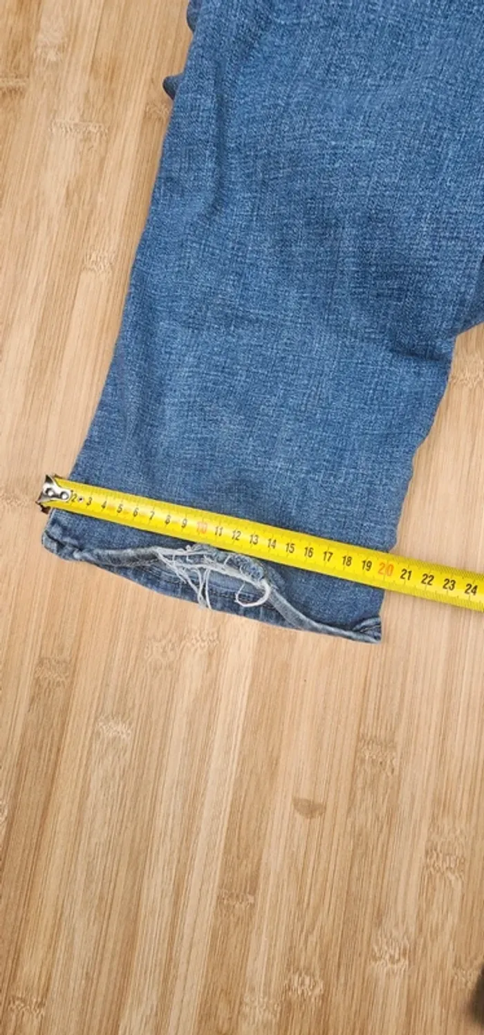 Levi's un peu évasé par le bas + patch offert classic bootcut T:40 W31 L30 - photo numéro 15